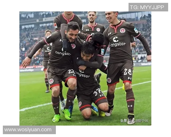 布里斯托尔流与维尔港的激烈对决展现足球魅力与团队精神